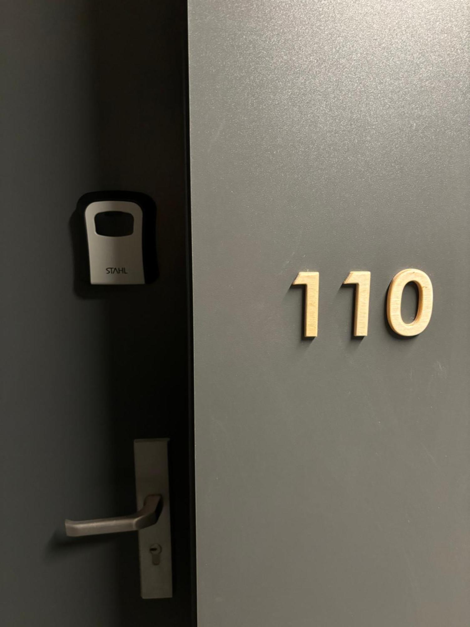 Totu Today-Plac Wolnosci 6 Apartamenty, Faktura Vat, Self Check-In Poznan Ngoại thất bức ảnh