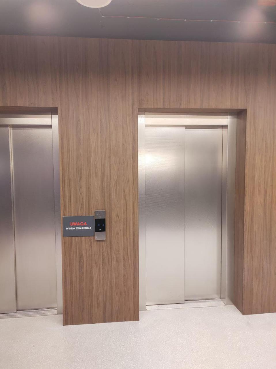 Totu Today-Plac Wolnosci 6 Apartamenty, Faktura Vat, Self Check-In Poznan Ngoại thất bức ảnh