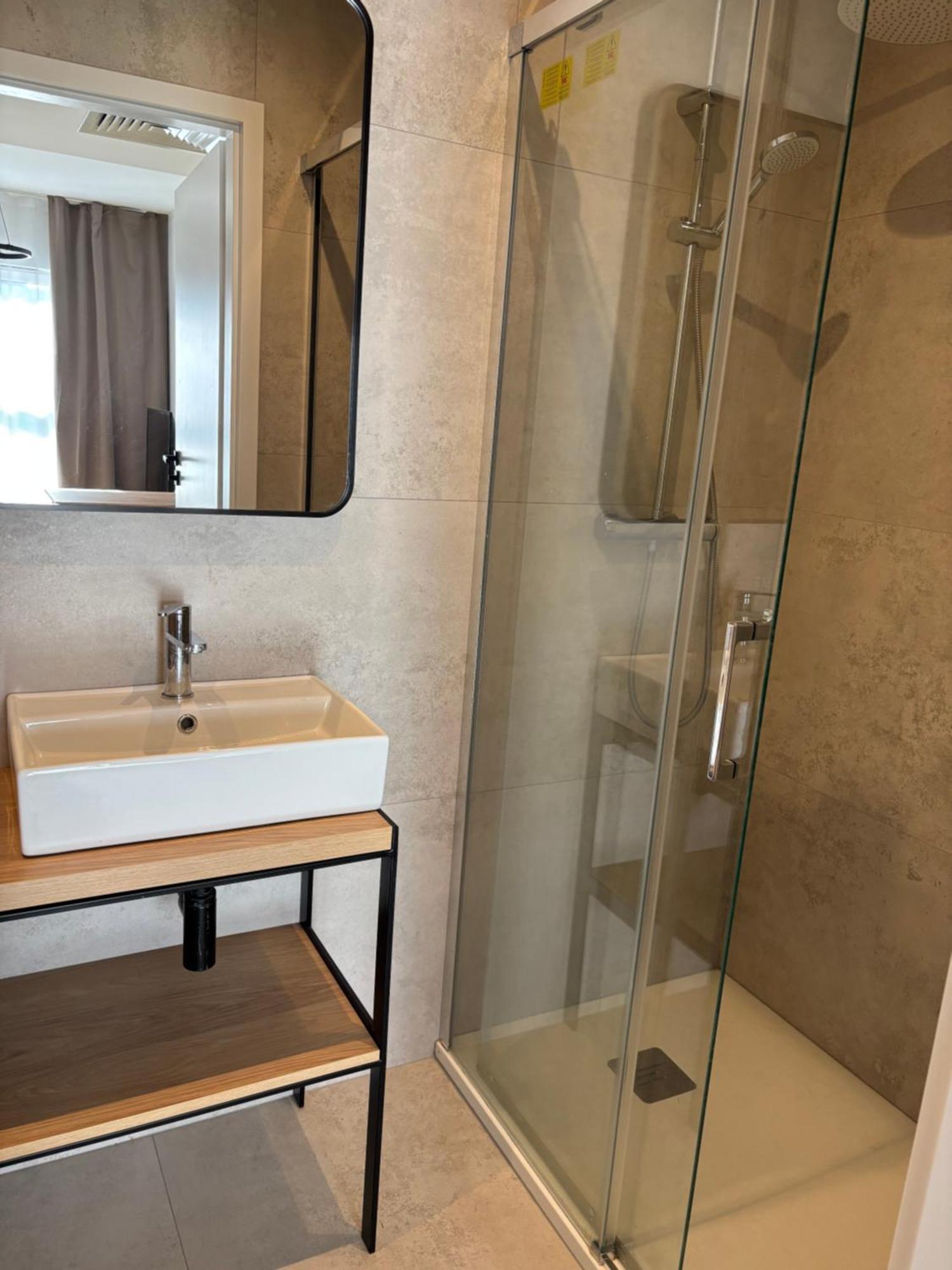 Totu Today-Plac Wolnosci 6 Apartamenty, Faktura Vat, Self Check-In Poznan Ngoại thất bức ảnh